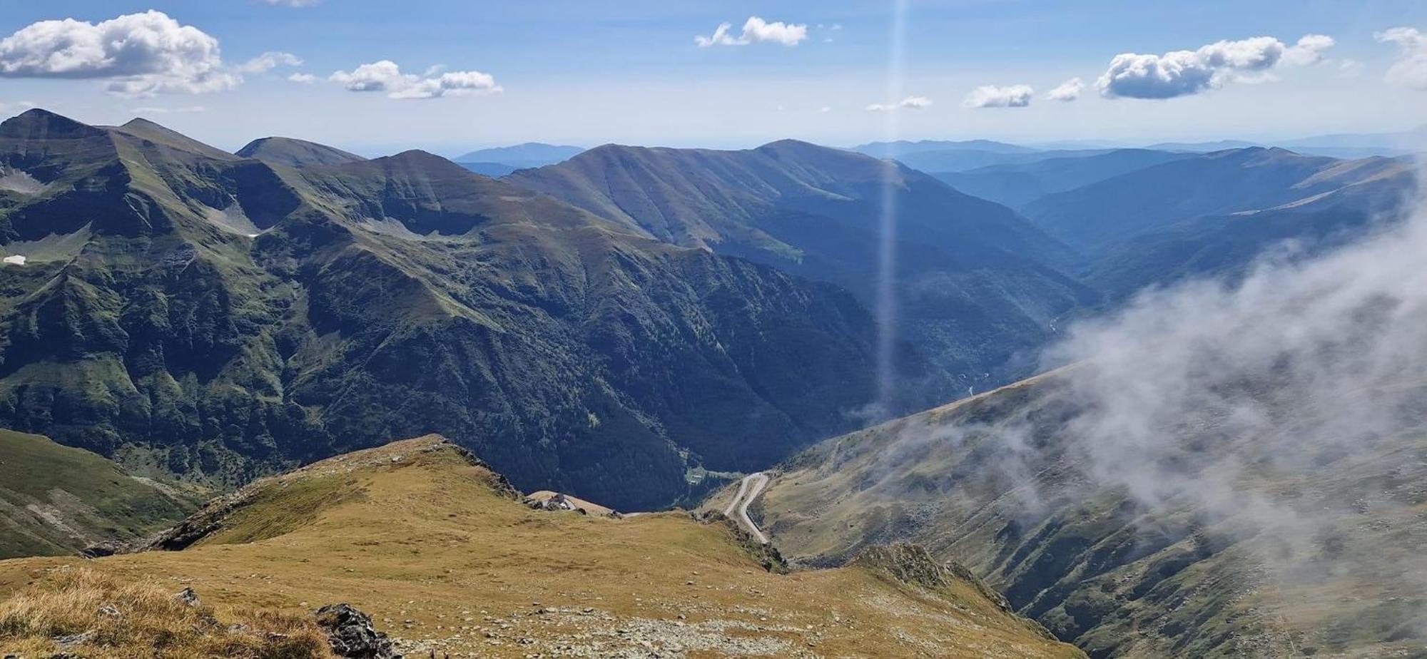 Căpăţîneni-Ungureni Casa Lupilor Transfagarasanヴィラ エクステリア 写真