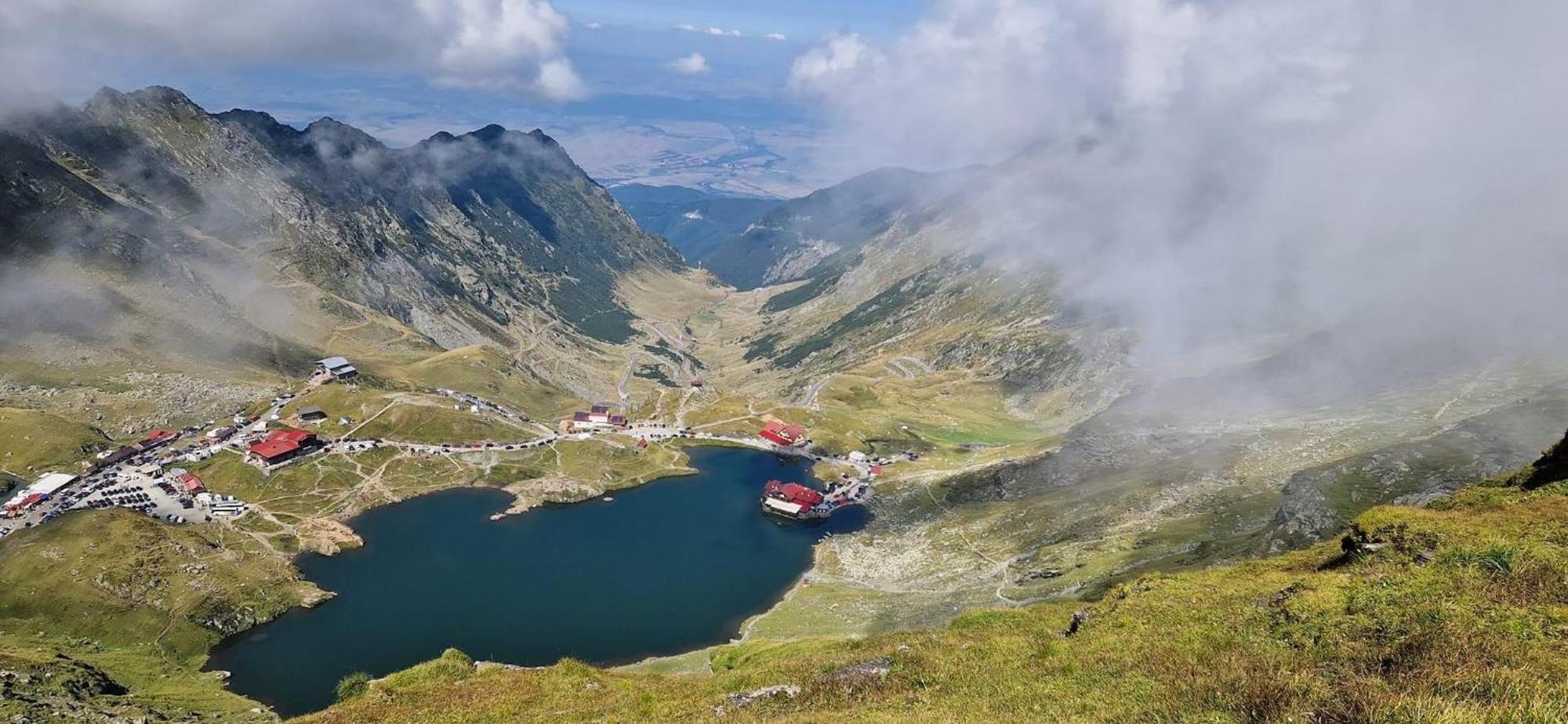 Căpăţîneni-Ungureni Casa Lupilor Transfagarasanヴィラ エクステリア 写真